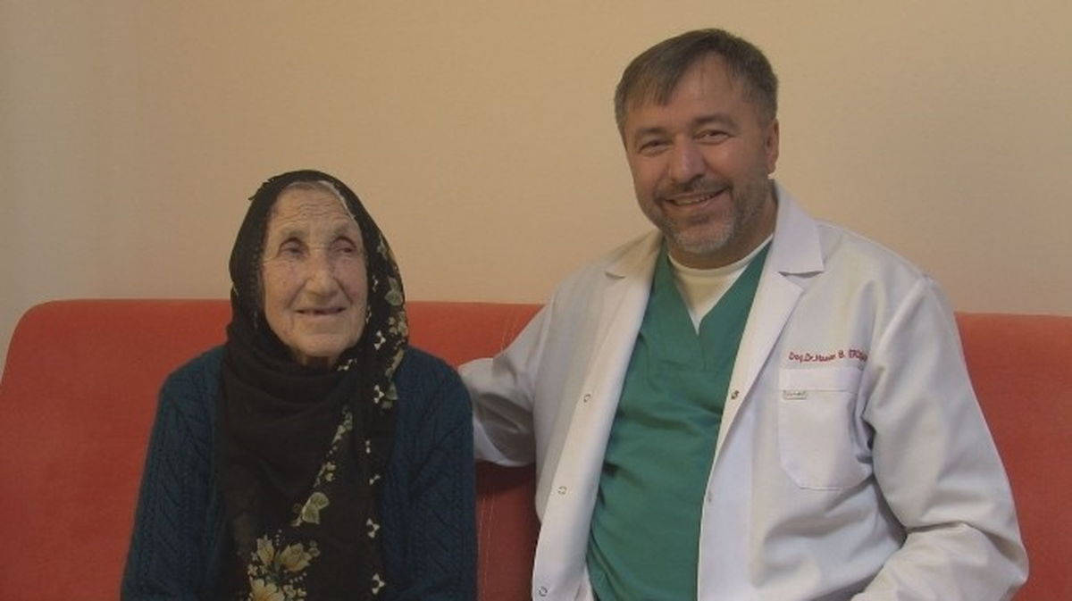 Vücudunda Bir Kilo Damar Çıkarılan Hasta Sağlığına Kavuştu