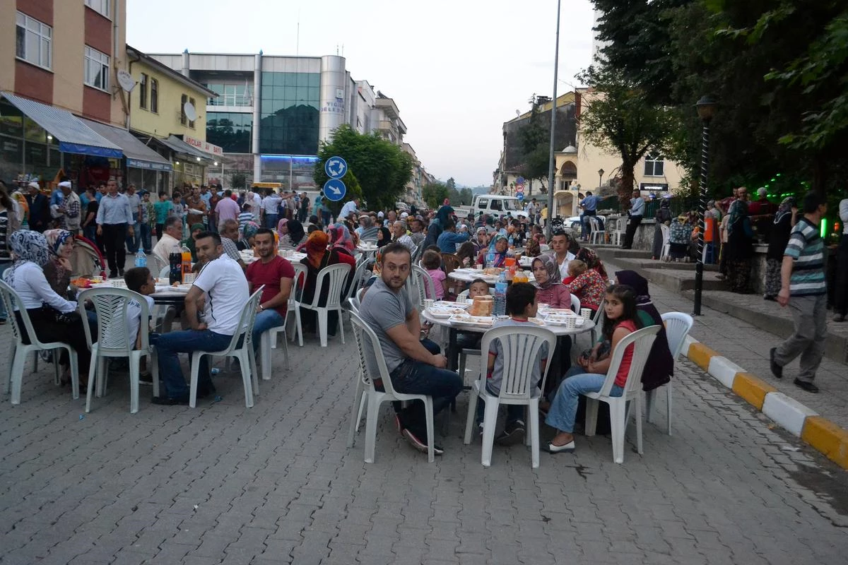 Yığılca Belediyesinden İftar