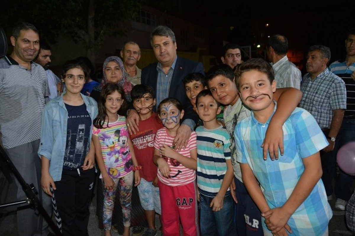 Yunusemre Sofrasında Bin Kişi Oruç Açtı