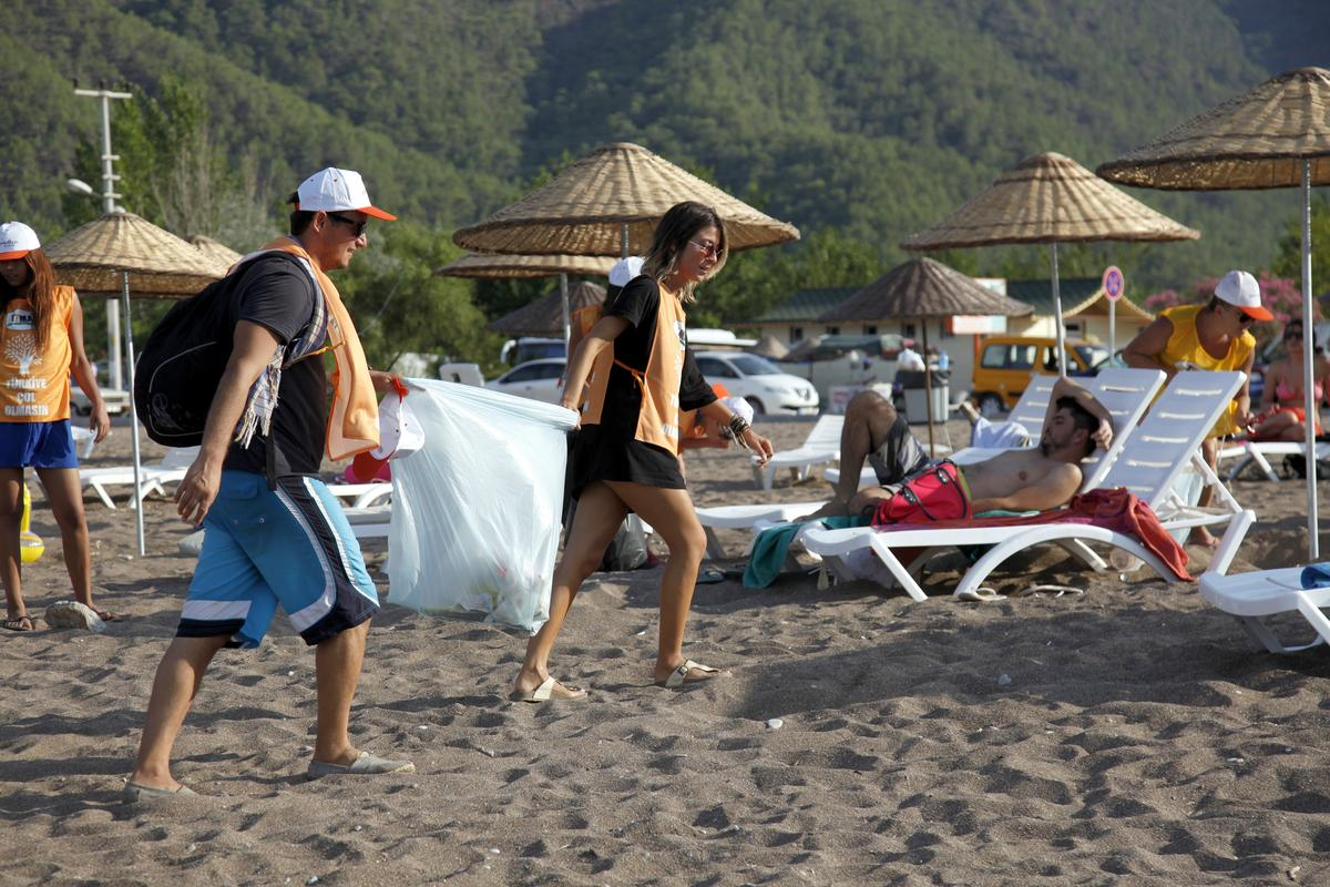 Adrasan İçin Bir Ağaç da Sen Dik" Etkinliği
