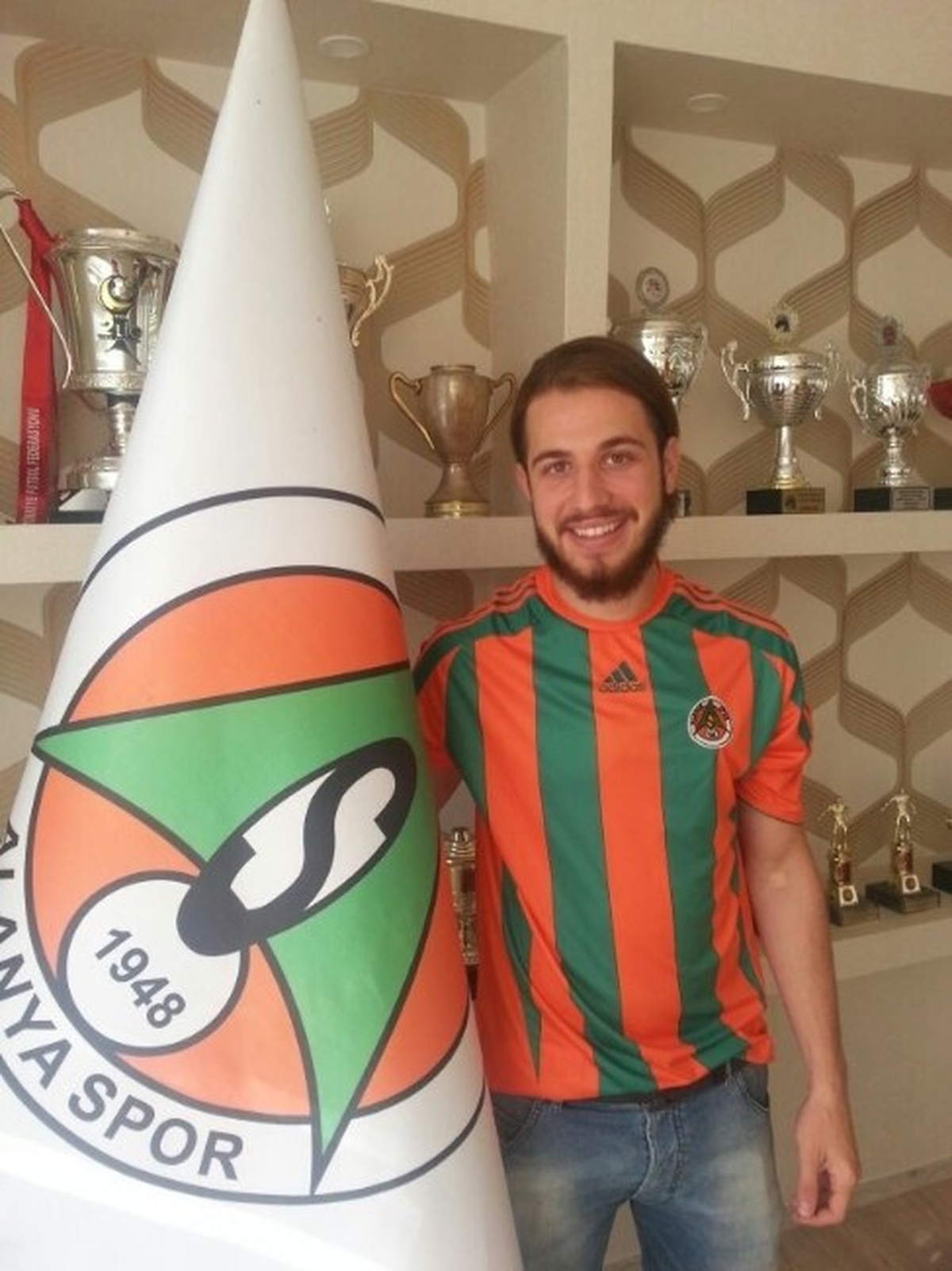Ahmet Özer Alanyaspor\'da