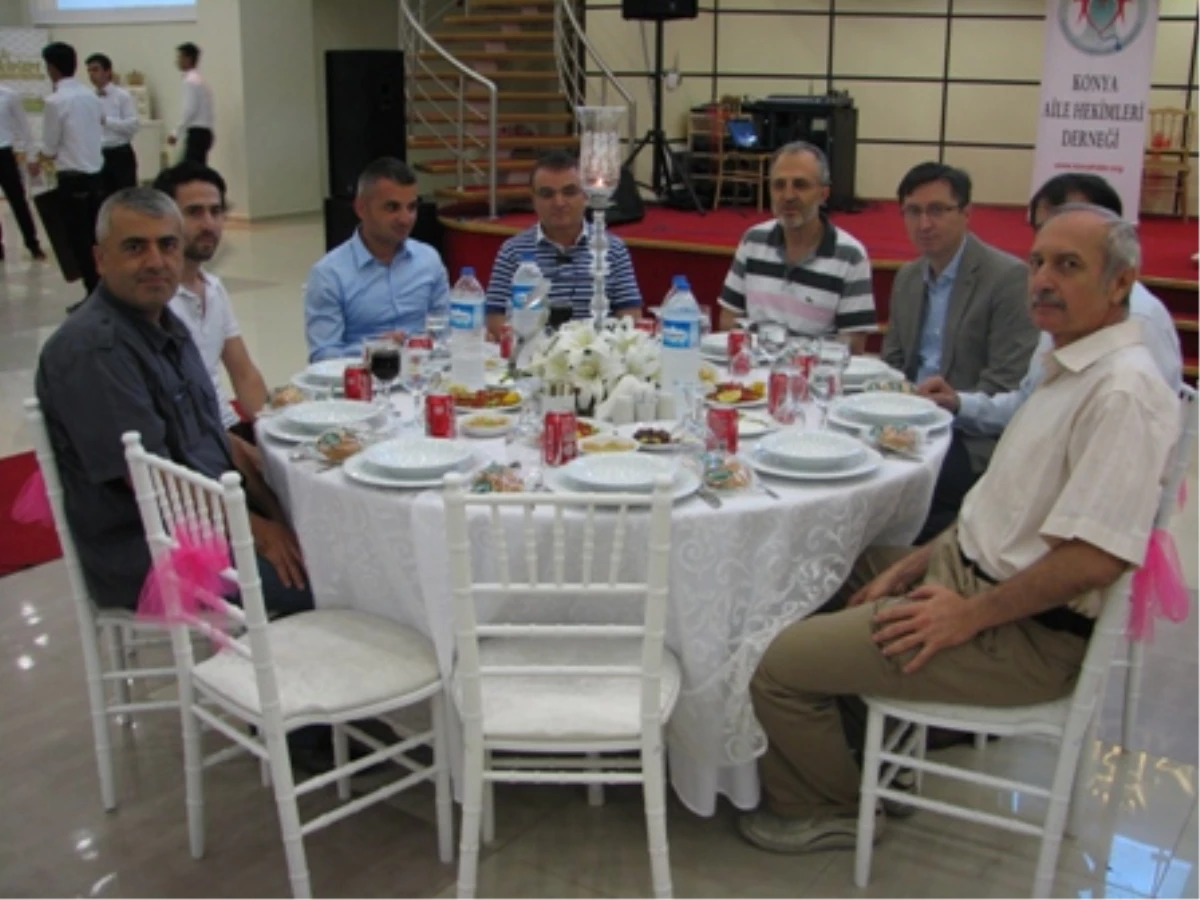 Konya\'da Aile Hekimler İftarda Buluştu