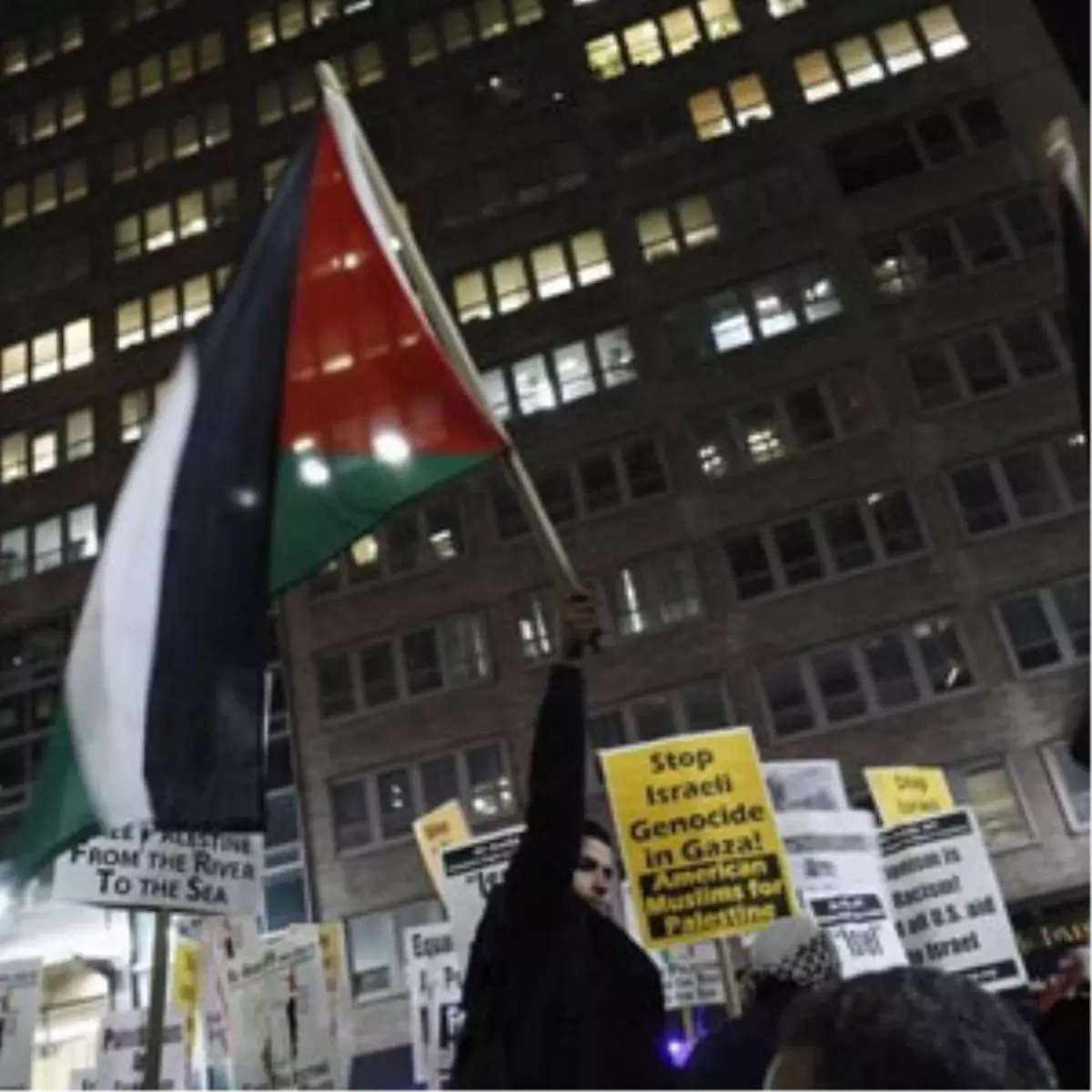 Fransa\'da İsrail Karşıtı Gösteriler