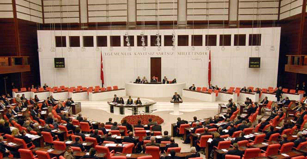 Meclis\'te Yoğun Torba Tasarı Mesaisi