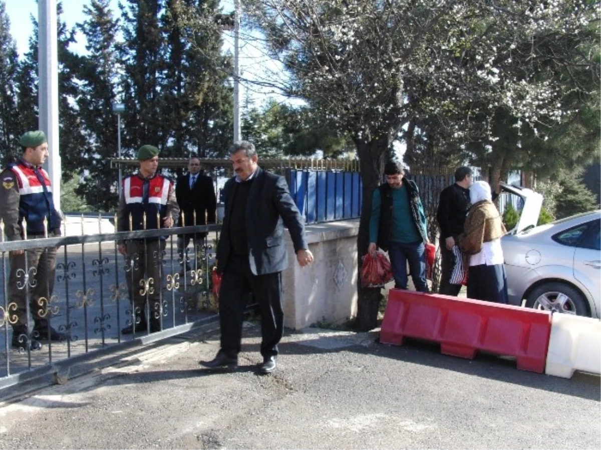 Mehmet Öcalan, İmralı Adası\'na Gidiyor