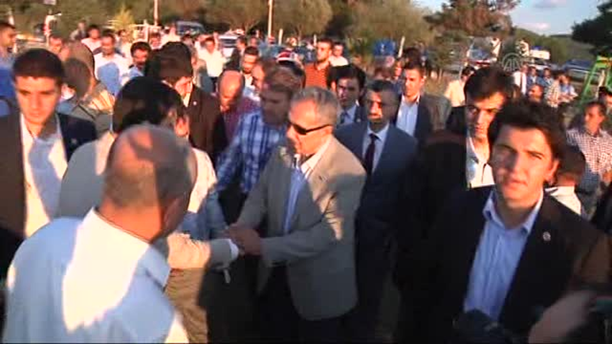 Arınç: Bu Soykırıma Karşı Sadece Türkiye\'den Ses Çıkıyor