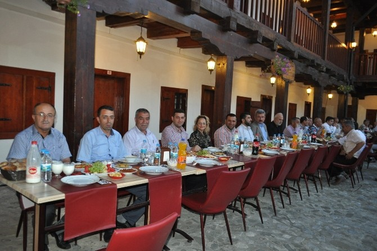 Başkan Edis, Belediye Çalışanlarıyla Bir Araya Geldi