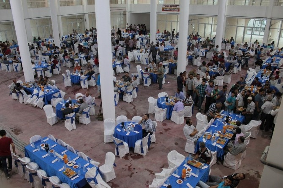 Belediye Başkanı Ünver,pazarcılar Odasının İftarına Katıldı