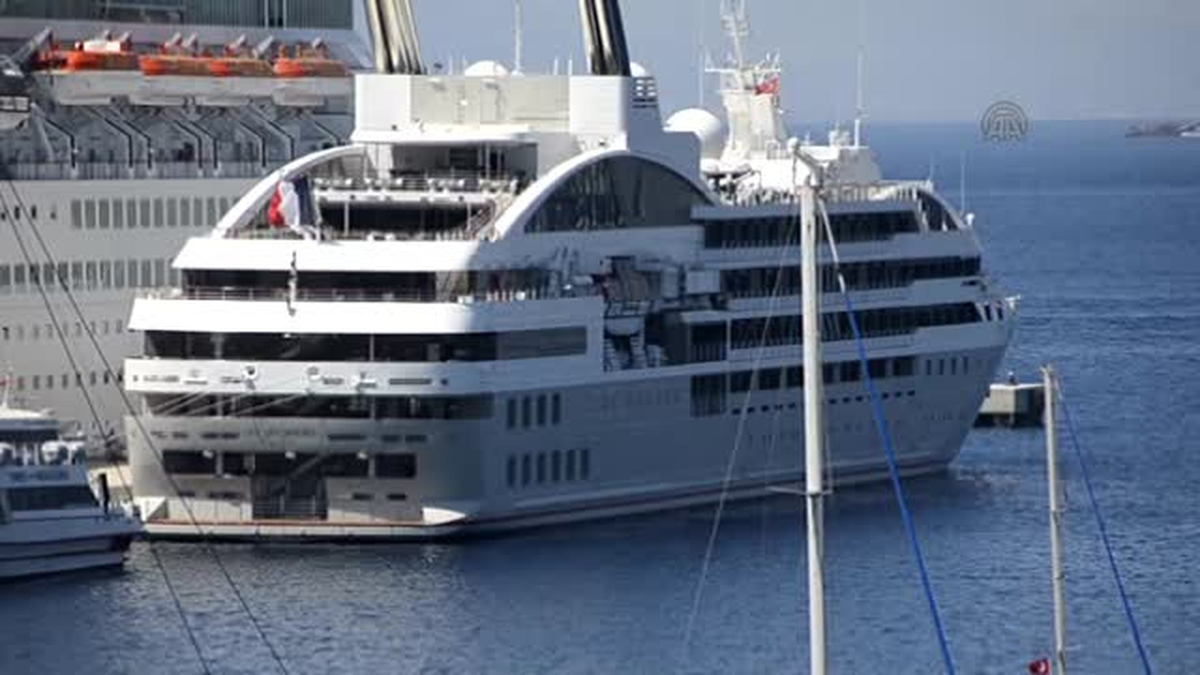 Bodrum\'da kruvaziyer turizmi