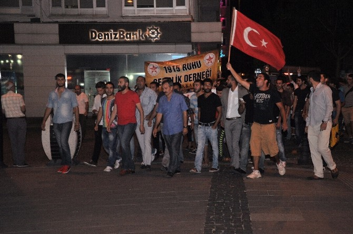 Çanakkale\'de İsrail\'in Gazze Saldırıları Protesto Edildi