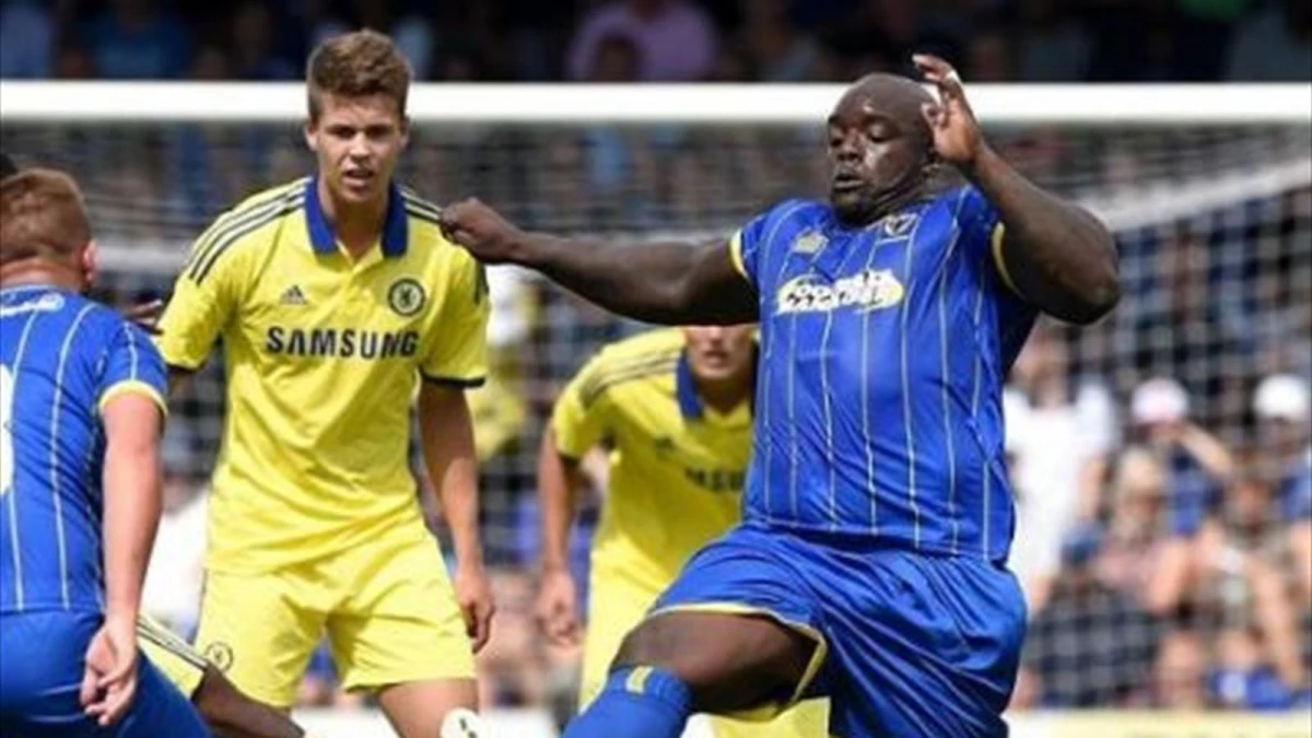 Dünya\'nın En Güçlü Forveti: Adebayo Akinfenwa