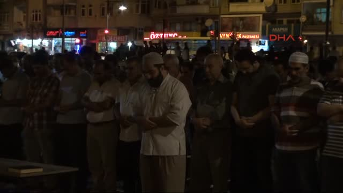 Elazığ\'da 73 Kişi Canlı Kalkan İçin İhh\'ya Kayıt Yaptırdı