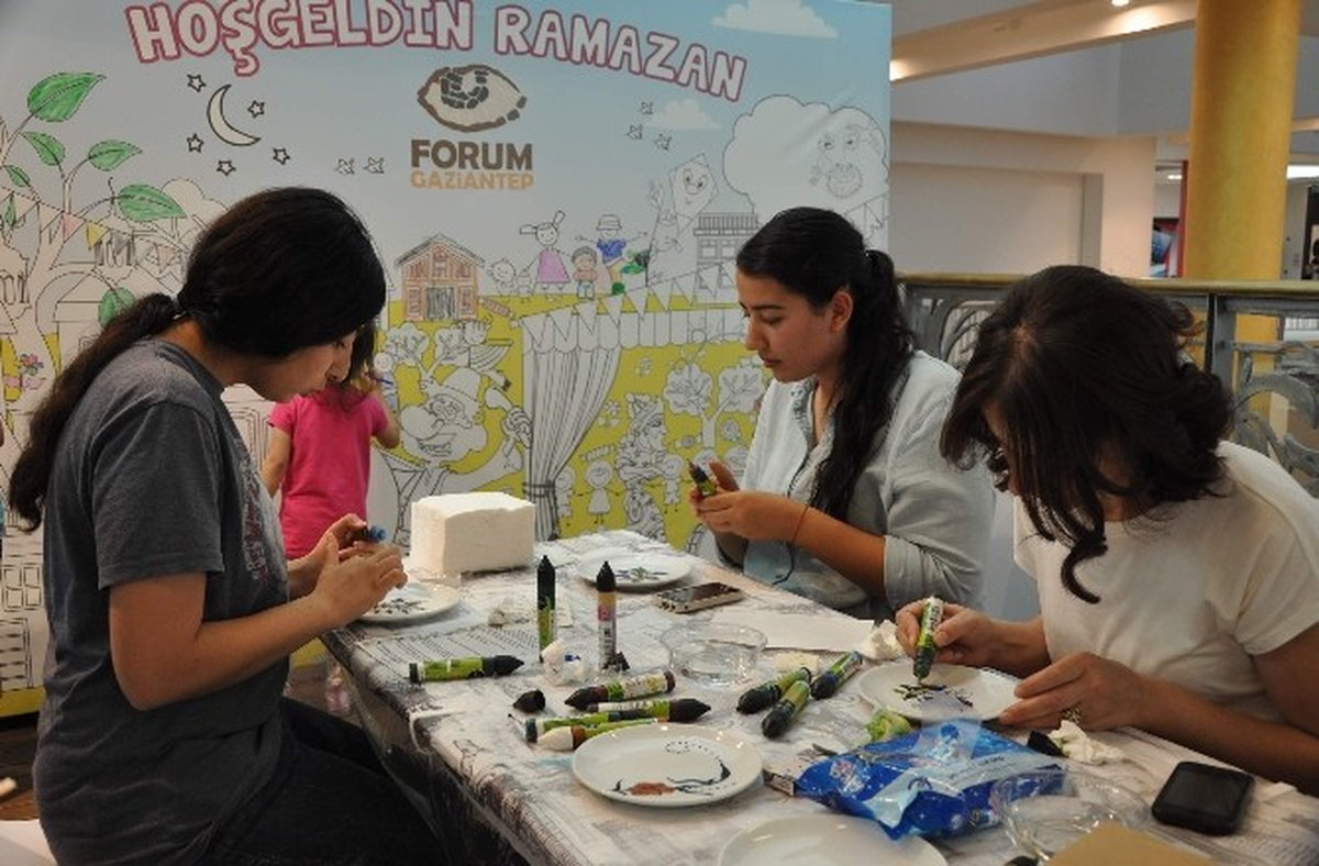 Forum Gaziantep\'te Kadınlar Sanatkar Ruhlarıyla Tanıştı