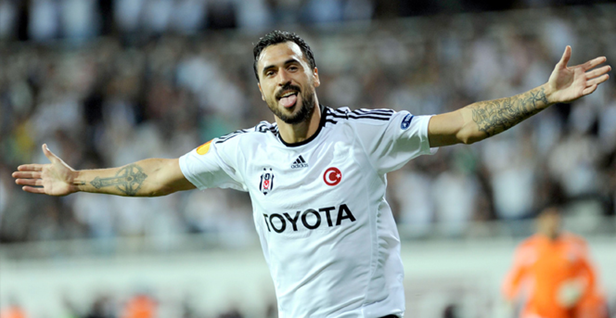 Galatasaray, Hugo Almeida Transferinden Vazgeçti