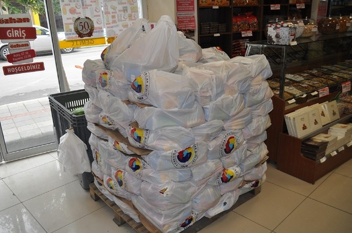 Gtso\'dan 850 Aileye Gıda Yardımı