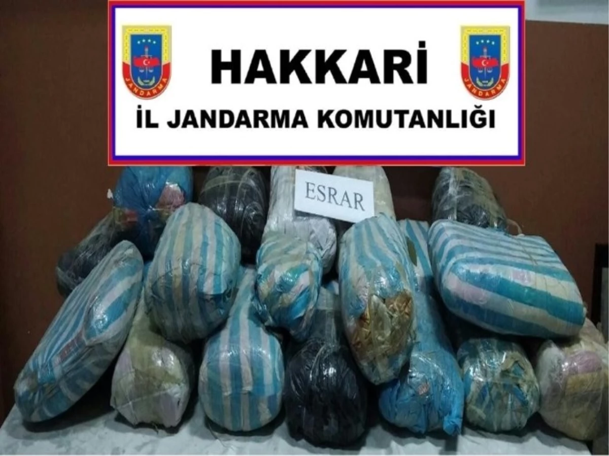 Hakkari\'de 146 Kilo Uyuşturucu Ele Geçirildi