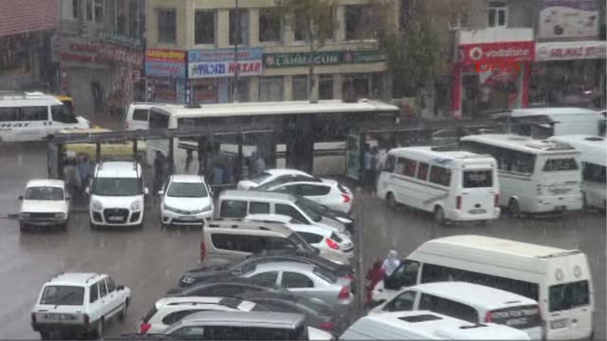 Hava Sıcaklığının Normalin Altında Seyrettiği Mardin ve Elazığ\'da Bugün Akşam Saatlerinde Başlayan...