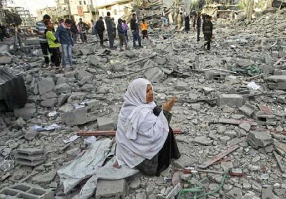 İsrail\'in Gazze Saldırılarının Protesto Edilmesi
