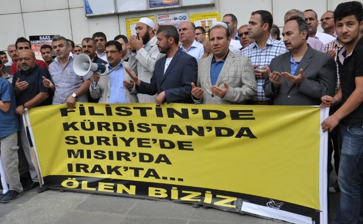 İsrail Vahşeti Tatvan\'da Kınandı