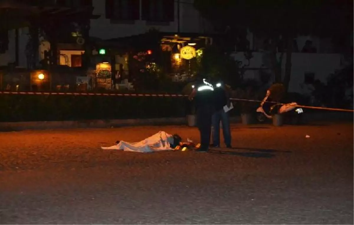 İstanbullu Kuyumcu Cunda\'da Bıçaklanarak Öldürüldü