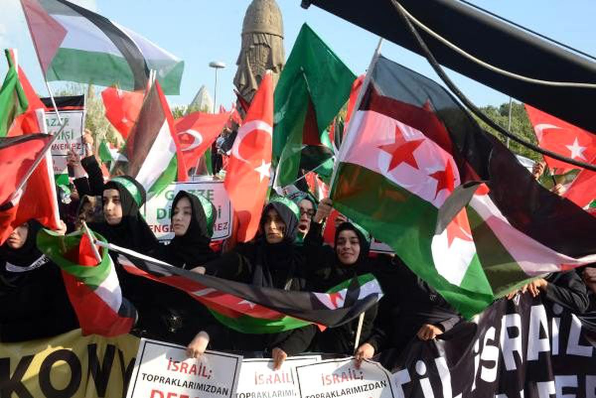 Konya\'da 5 Bin Kişi İsrail\'e Tepki Gösterdi