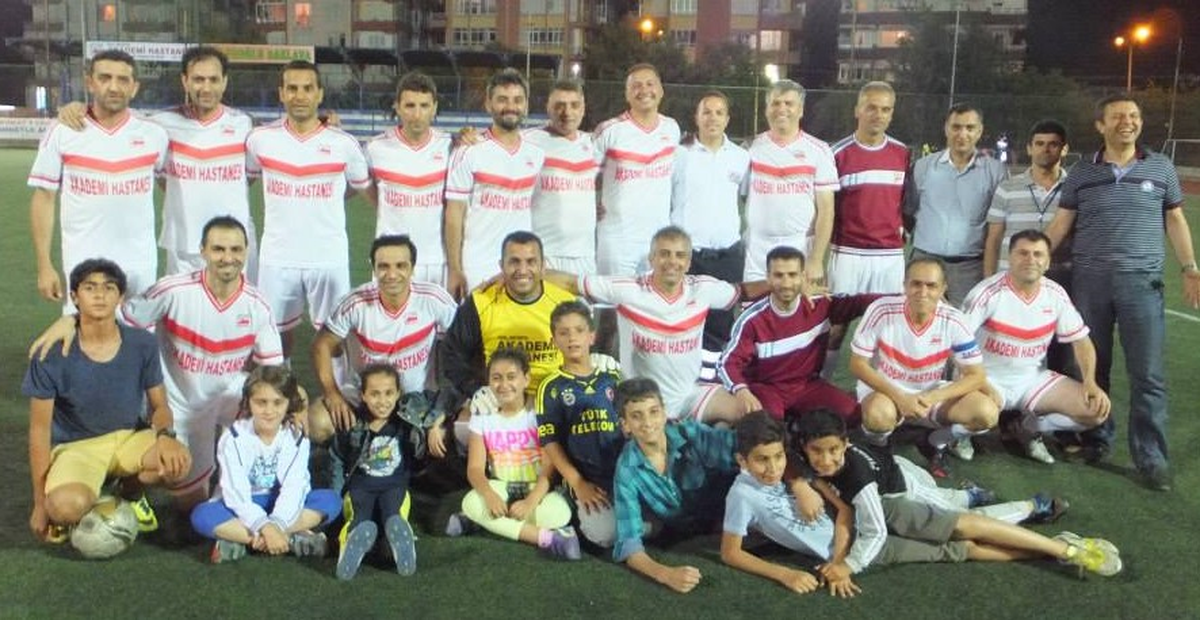Kupa Sahibini Bekliyor