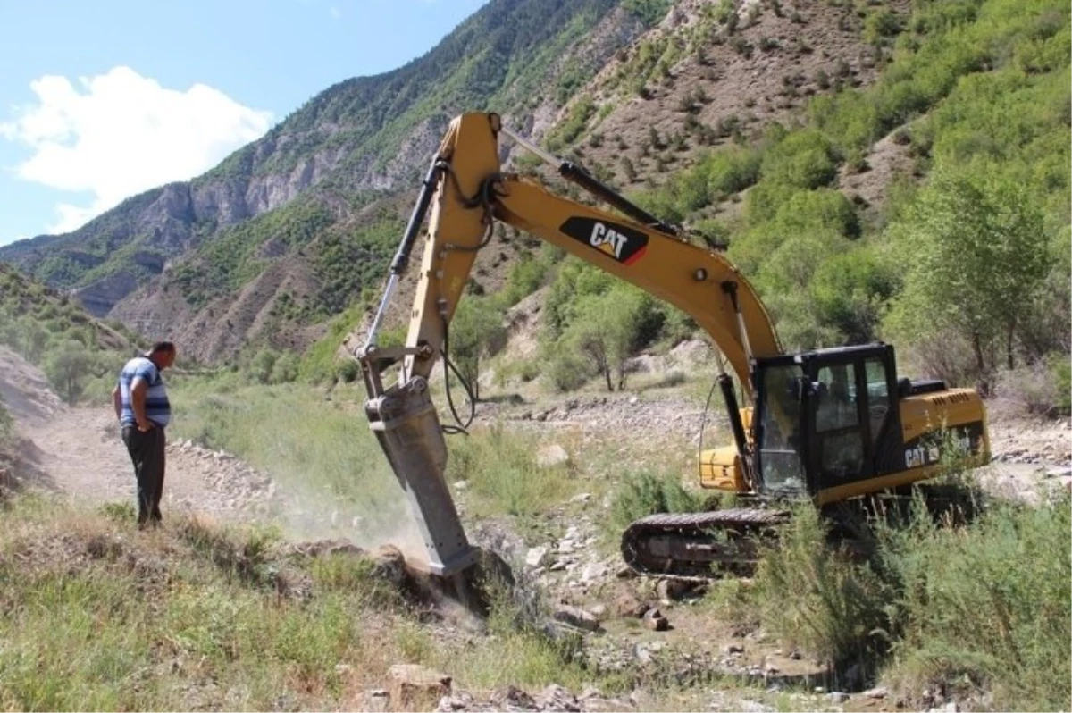 Erzurum\'da Yol Çalışmaları Devam Ediyor