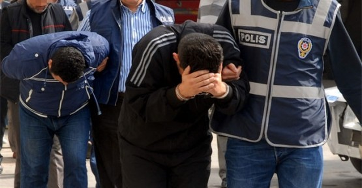 Nazilli\'de Silah Kaçakçılığı Operasyonu: 2 Gözaltı