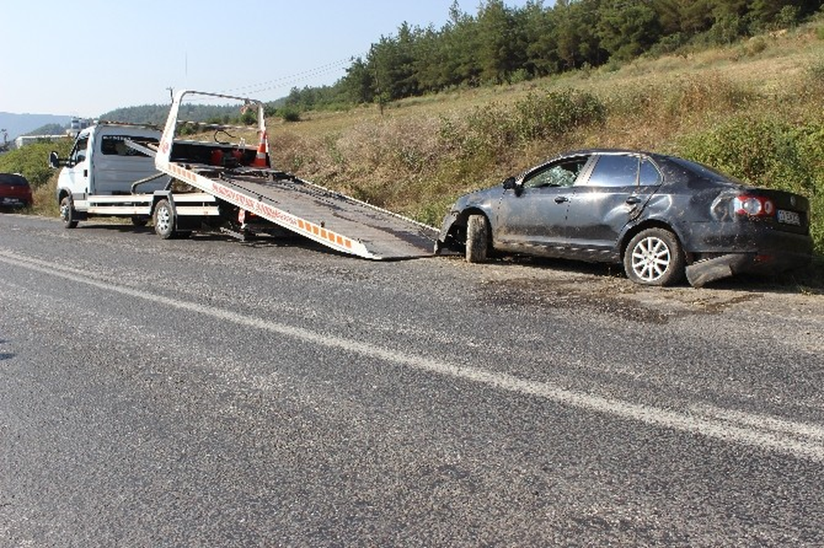 Osmaneli\'nde Trafik Kazası: 1 Yaralı