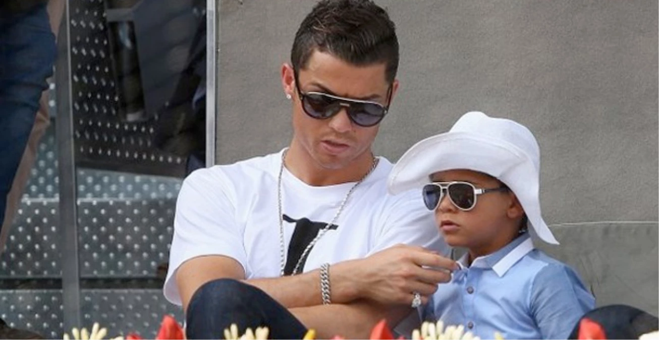 Portekizli Ronaldo\'nun Oğlunun Annesinin Kim Olduğu Bilinmiyor