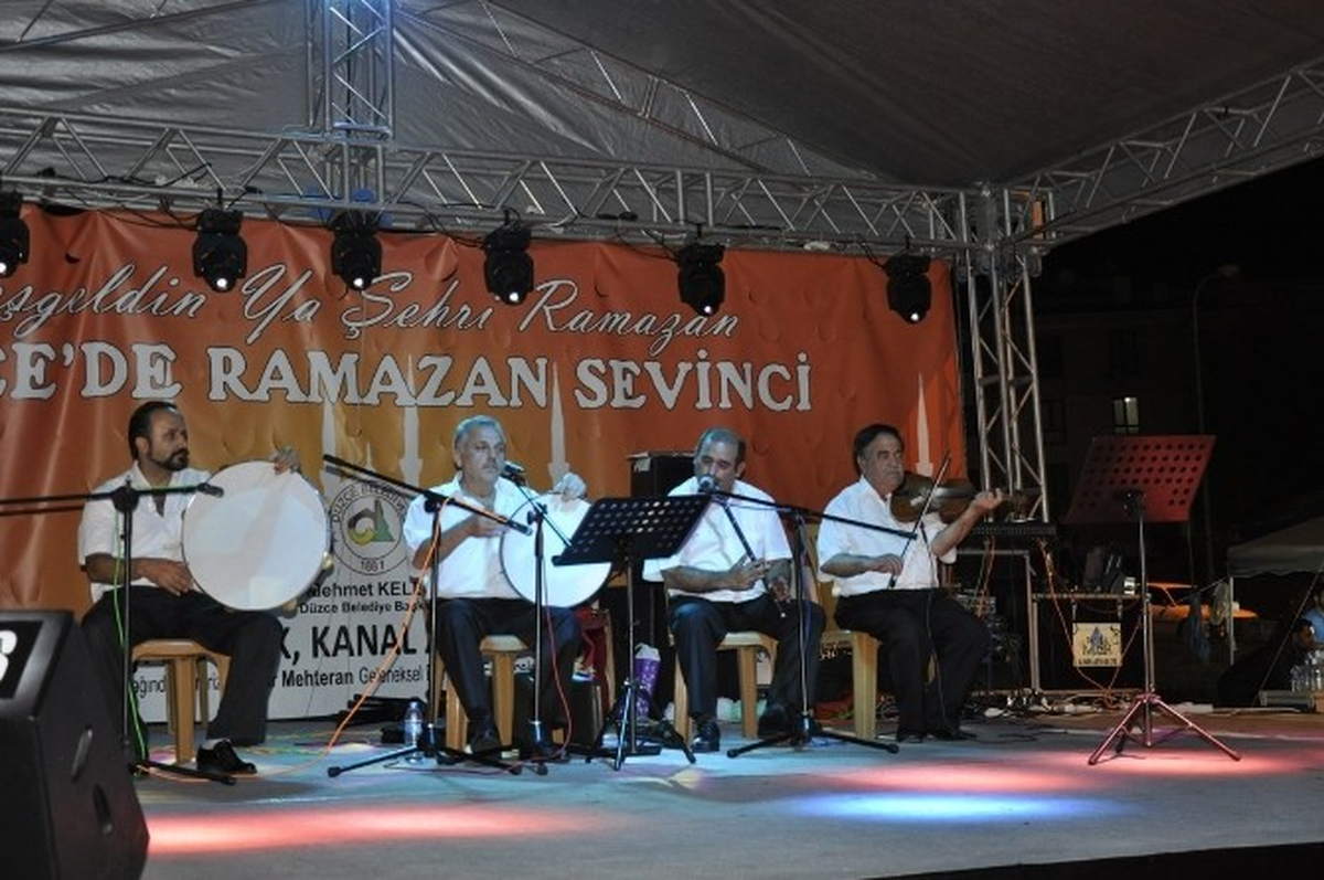 Düzce\'de Ramazan Sokağında Her Gün Farklı Etkinlik
