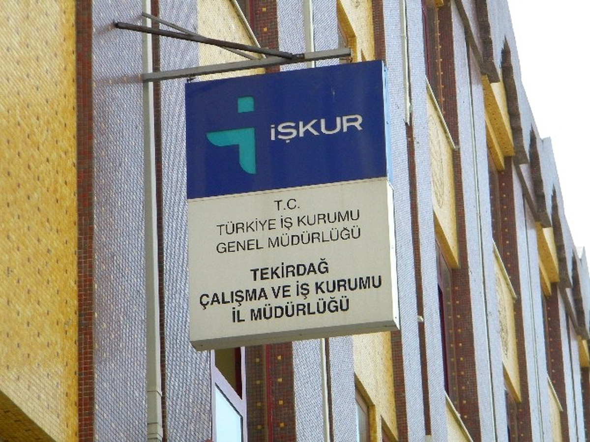 Tekirdağ\'da İş Arayan Sayısı Azalırken, İşverenlerin İşçi Talebi Arttı