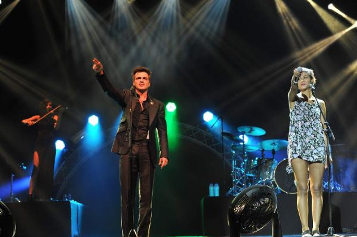 Teoman'dan Hayranlarına Unutulmaz Konser