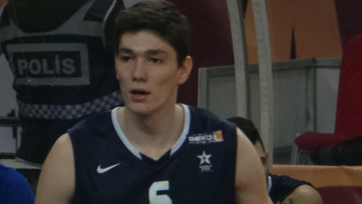 Turnuvanın En İyisi Cedi Osman