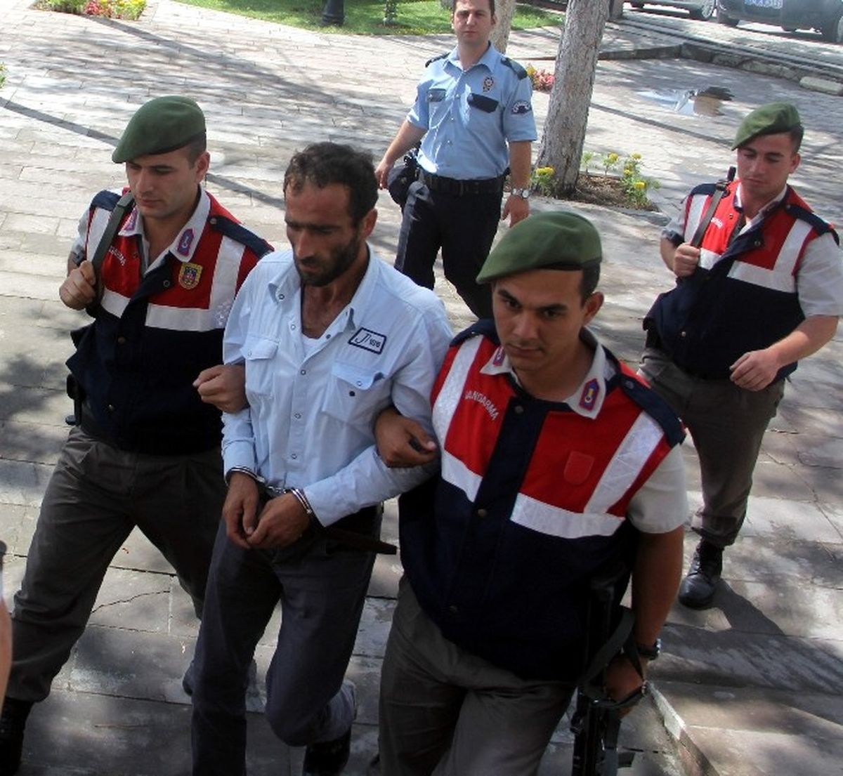 Vahşi Cinayetin Sanığı Tutuklandı