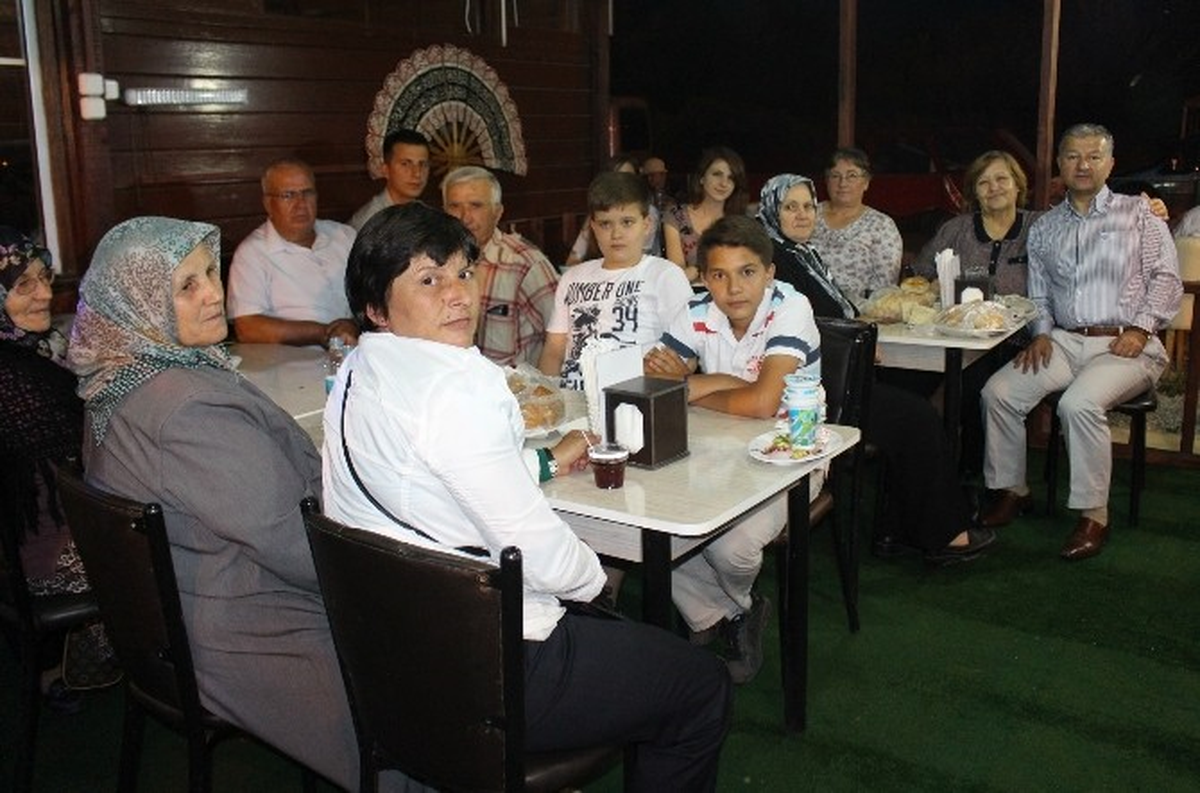 Vize Kaymakamı Duru, Vizeli Şehit Yakınlarıyla İftar Yemeğinde Buluştu