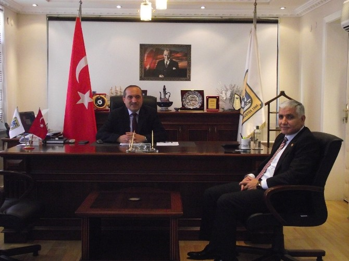 Zulüm ve Soykurım Hacıvat Karagöz Programını İptal Edildi