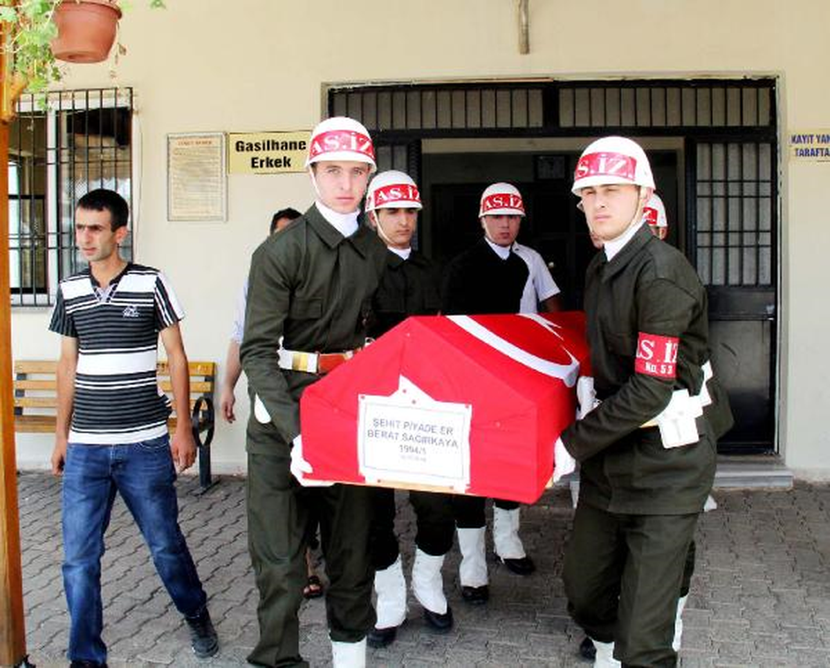2 Askerin Şehit Olduğu Çatışma Sonrası Sınırda Alarm
