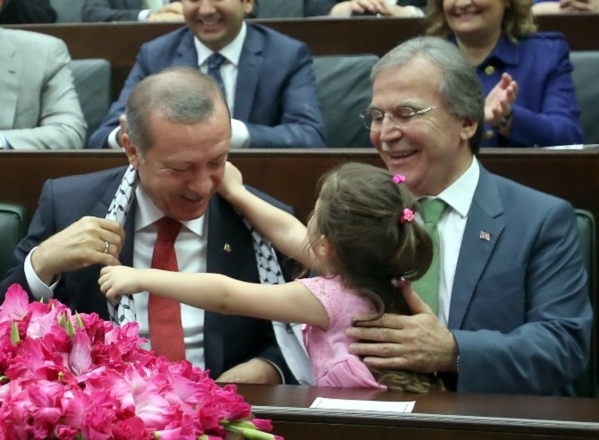 AK Parti Grup Toplantısı\'nda \'Veda\' Gibi Konuşan Başbakan Erdoğan, Partilileri Gözyaşlarına Boğdu