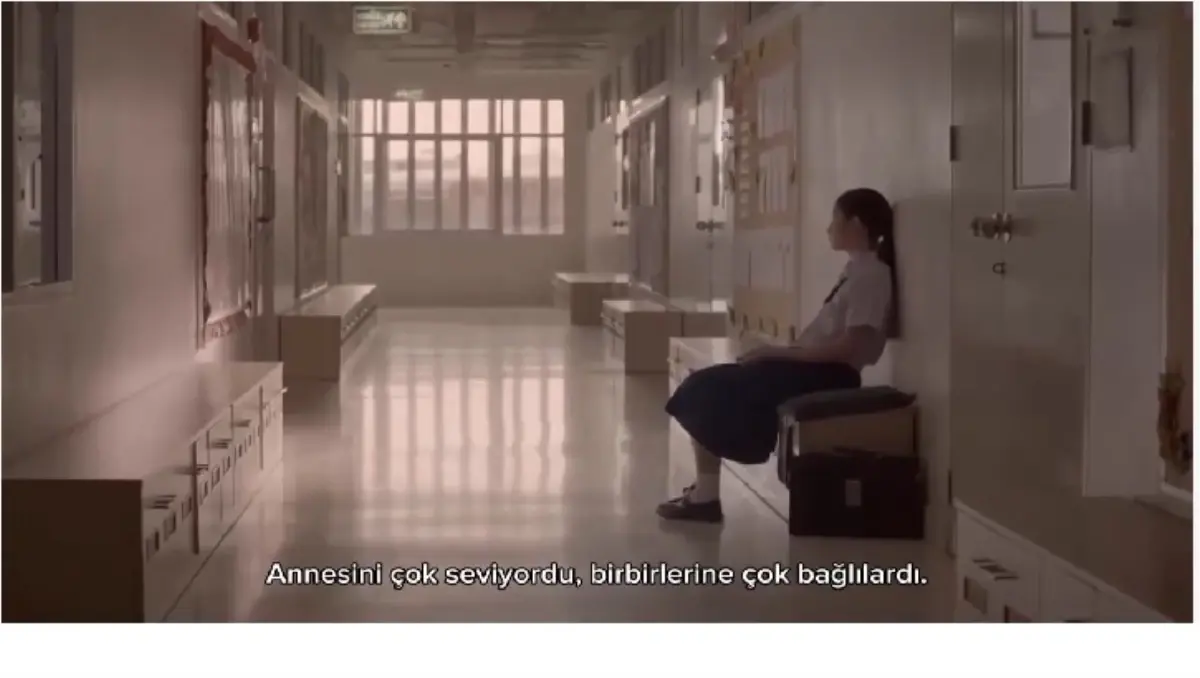 Annesini Kaybetmiş Bir Kız ve Babası