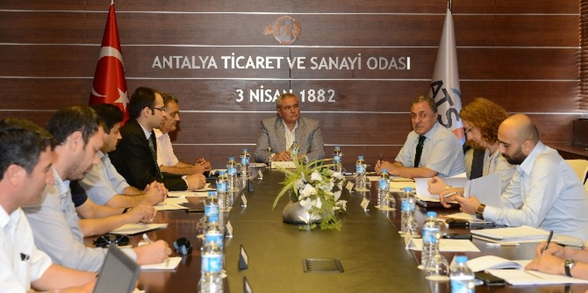 Atso\'da "Elektrik" Zirvesi