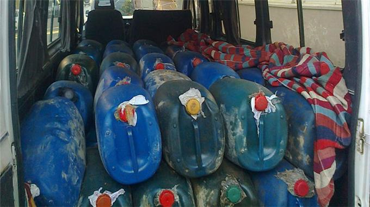 Emniyet Ekipleri Gaziantep\'te Bin 450 Litre Kaçak Motorin Ele Geçirdi