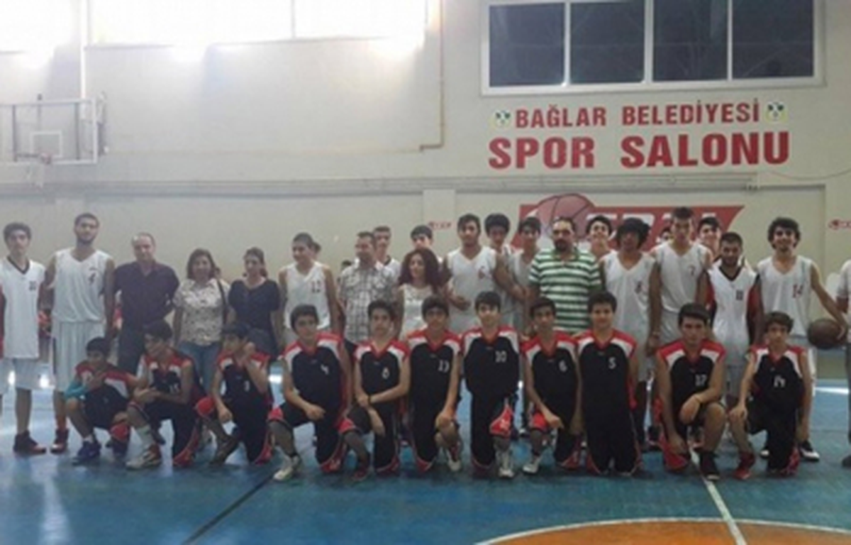 Bağlar Belediye Yaz Spor Okulu Çalışmalarına
