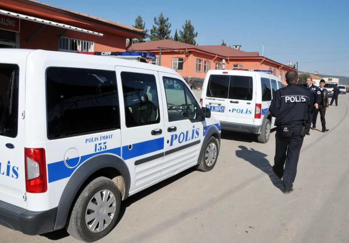 Cezaevi Önündeki Silahlı Kavga