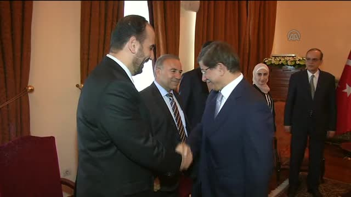 Davutoğlu, SUK heyeti ile görüştü -