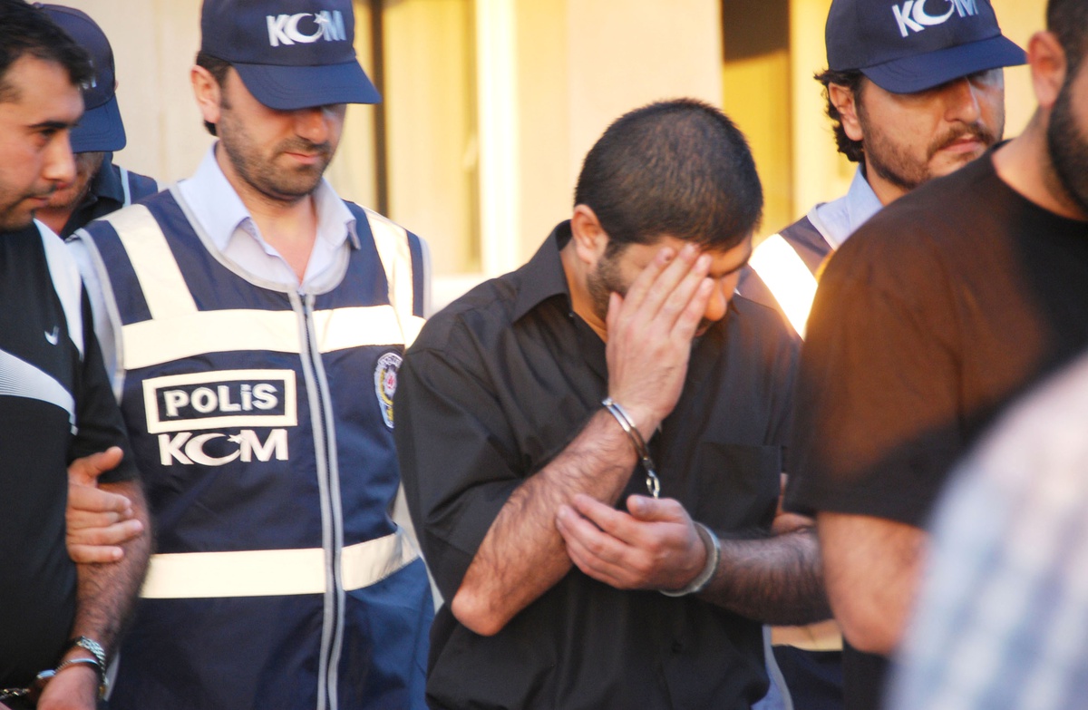 Esrar Satıcılarına Aman Yok!