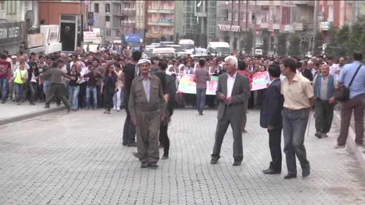 Hakkari\'deki aşiret kavgası - barış heyeti