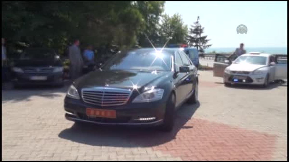 İşler: \'\'Hep birlikte neticeyi bekleyip göreceğiz" -