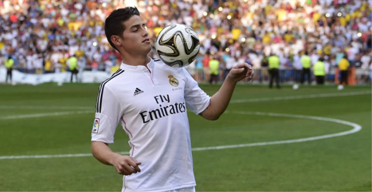 James Rodriguez, Resmi İmzadan Sonra Taraftarlarla Buluştu