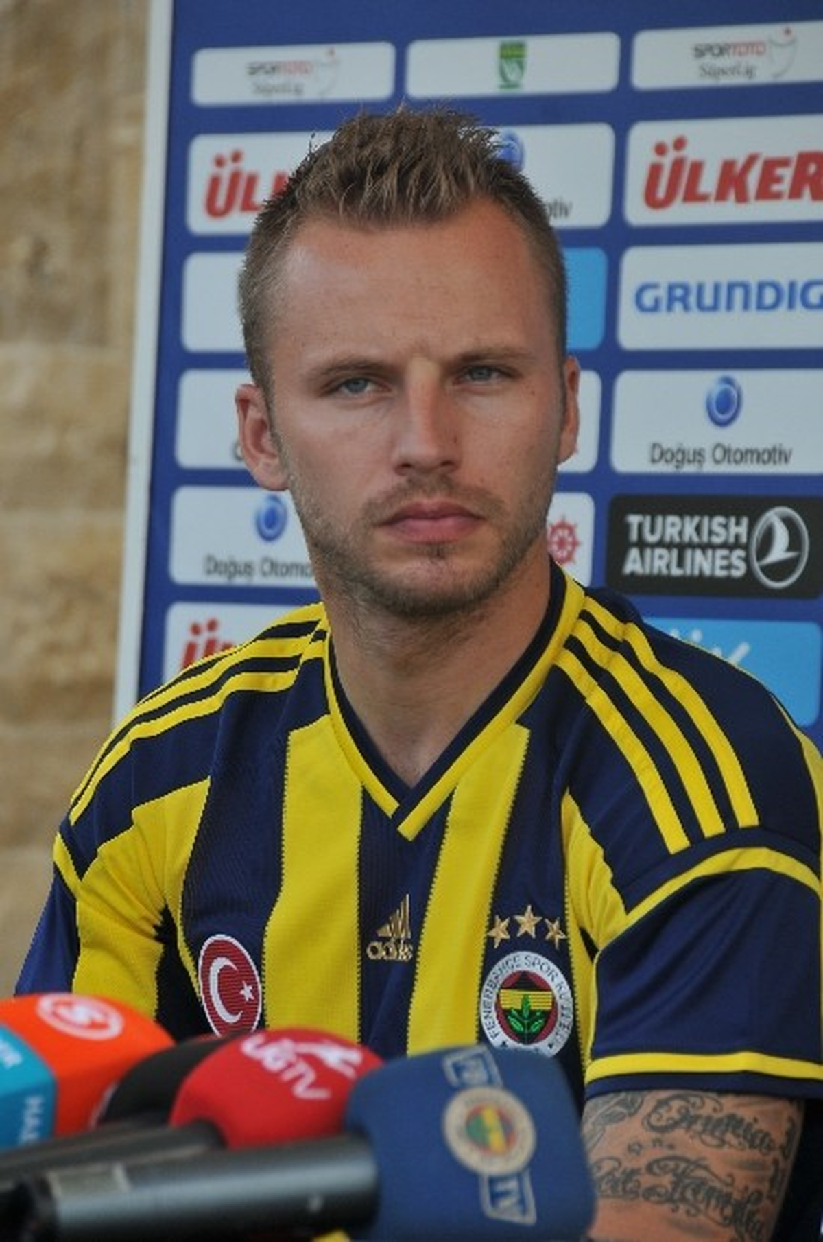 Kadlec: "Dıego Çok İyi Bir Oyuncu"